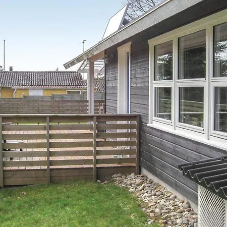 Three-bedroom Holiday In Dom wakacyjny *