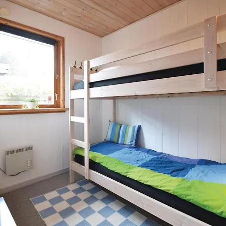 Three-bedroom Holiday In